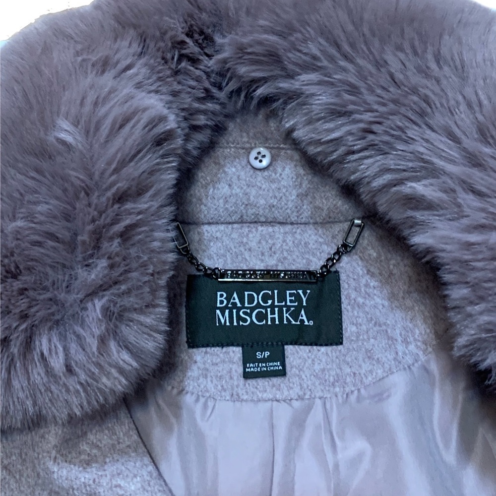 S / Badgley Mischka Coat - Picture 2 of 6